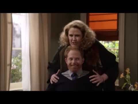 Modern Family 11   Boundaries 1