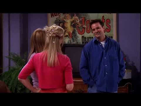 Friends | Searching for presents (19)