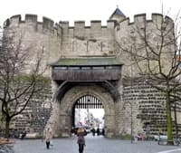 gates