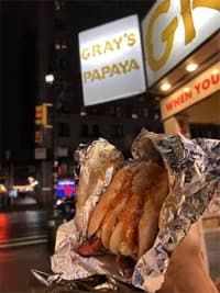 Gray's Papaya