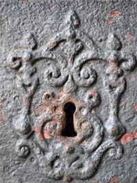 keyhole