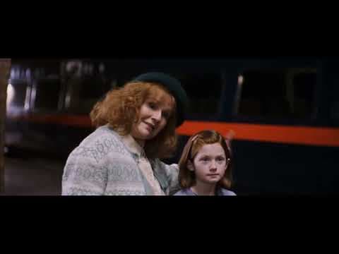 Harry Potter (3 of 13) - Platform nine and three quarters